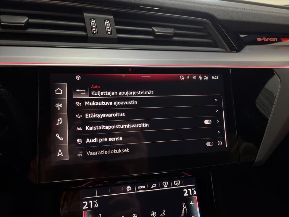 AUDI e-tron 2023