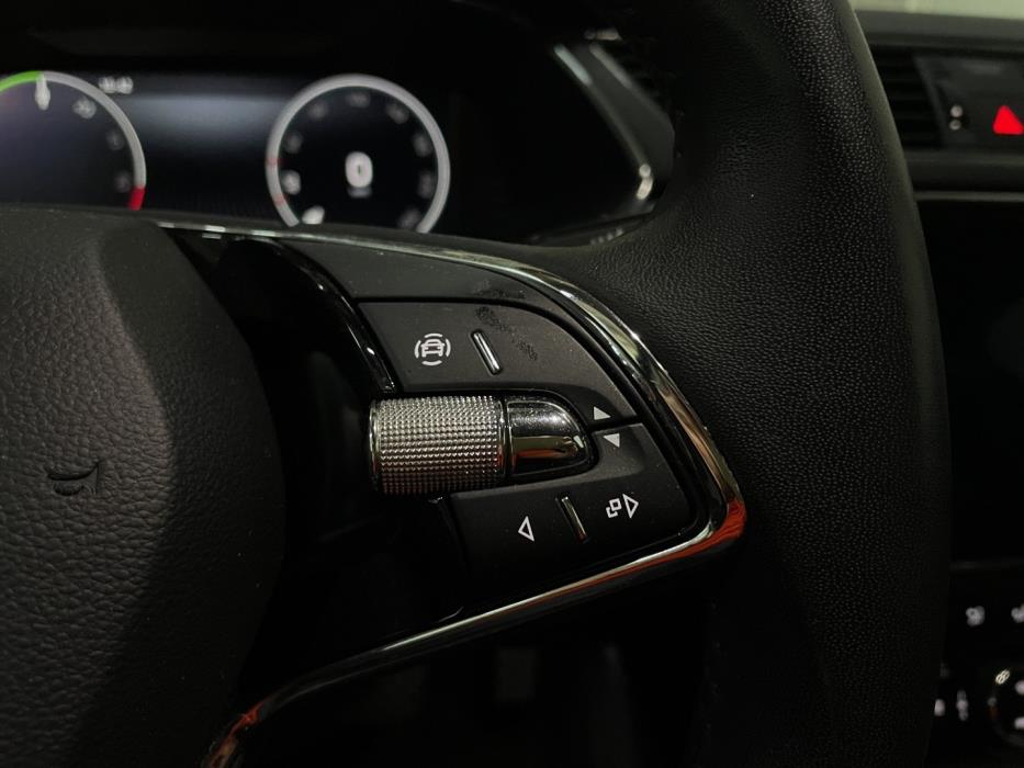 SKODA Superb 2023