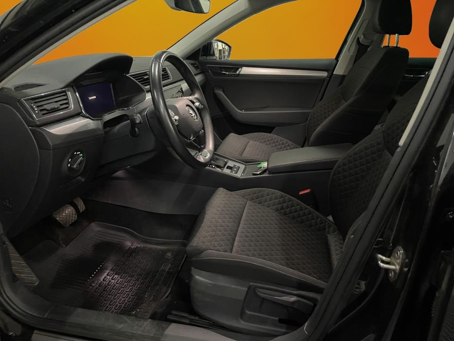 SKODA Superb 2023