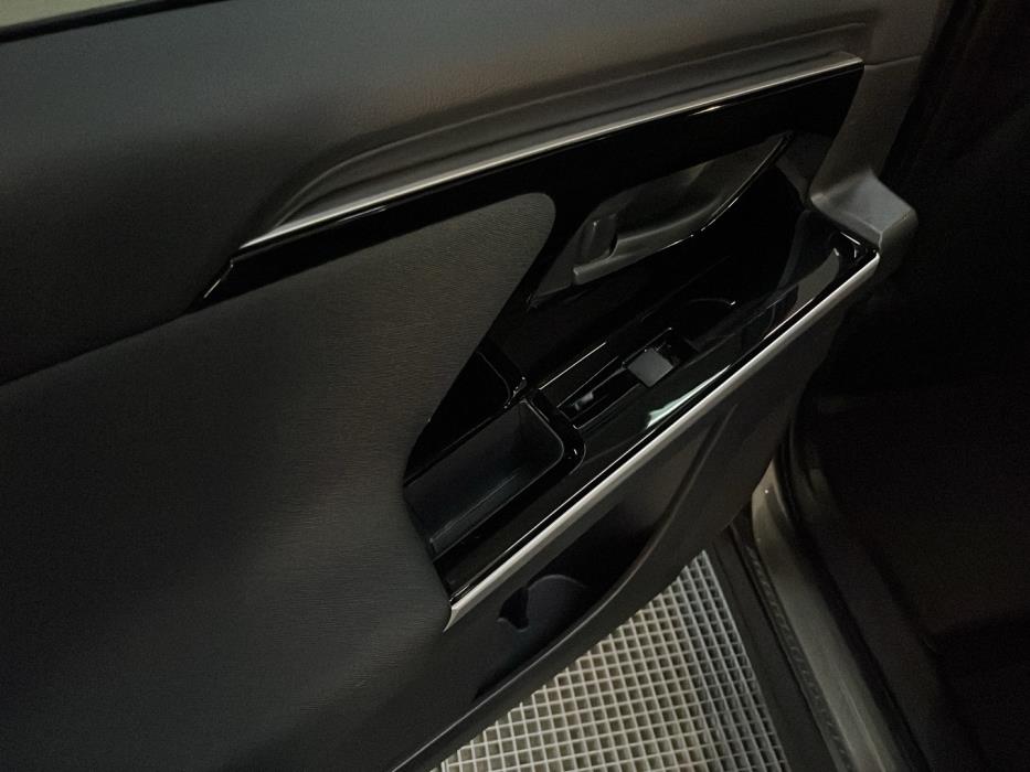 SUBARU Solterra 2023