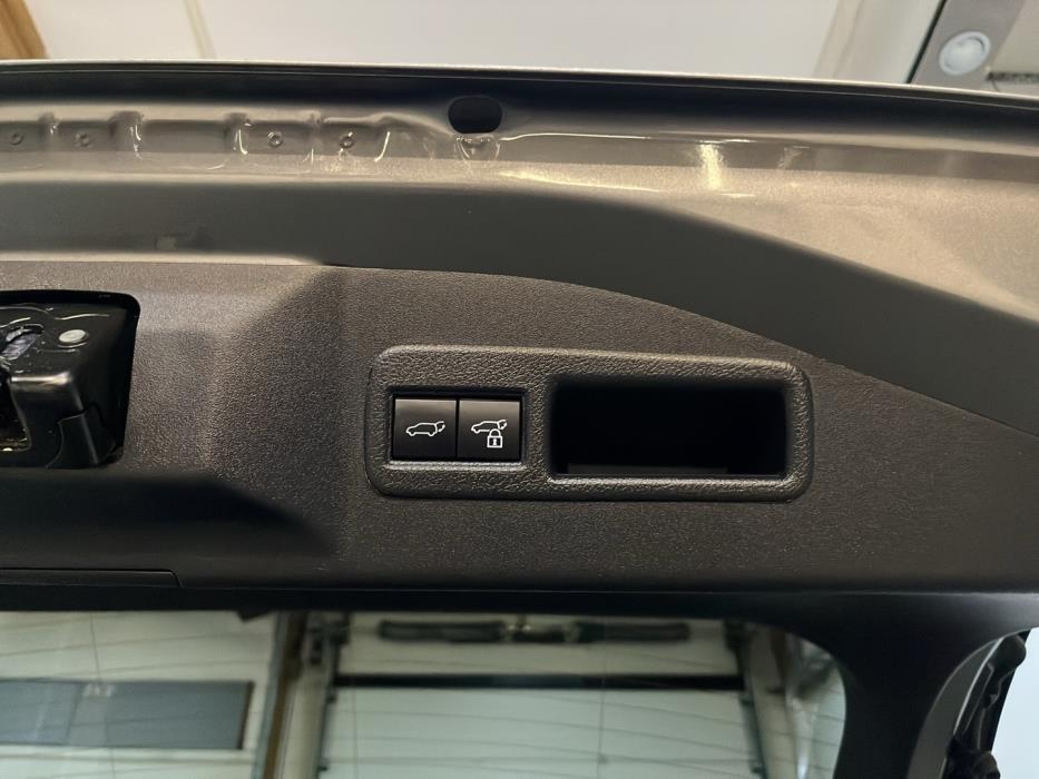 SUBARU Solterra 2023