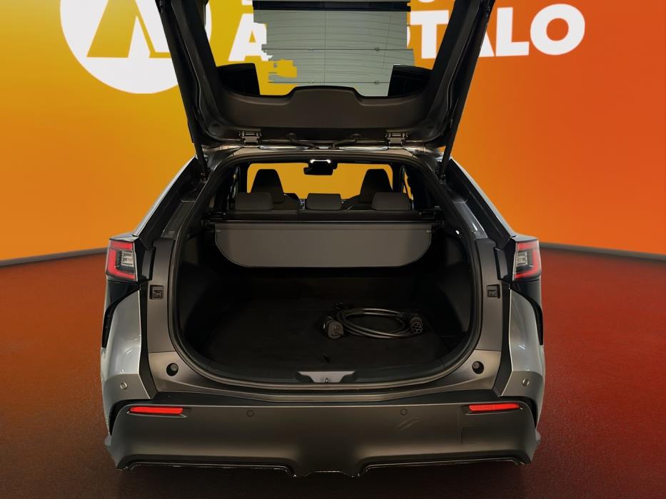 SUBARU Solterra 2023