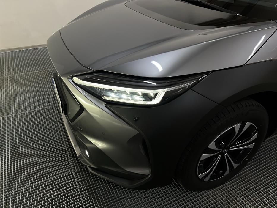 SUBARU Solterra 2023