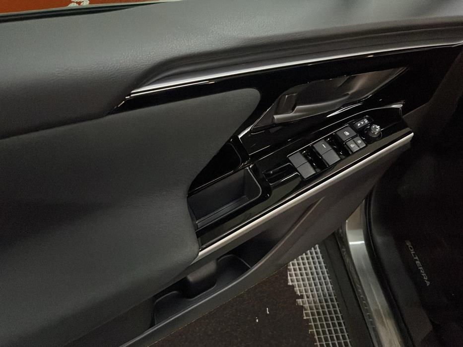 SUBARU Solterra 2023