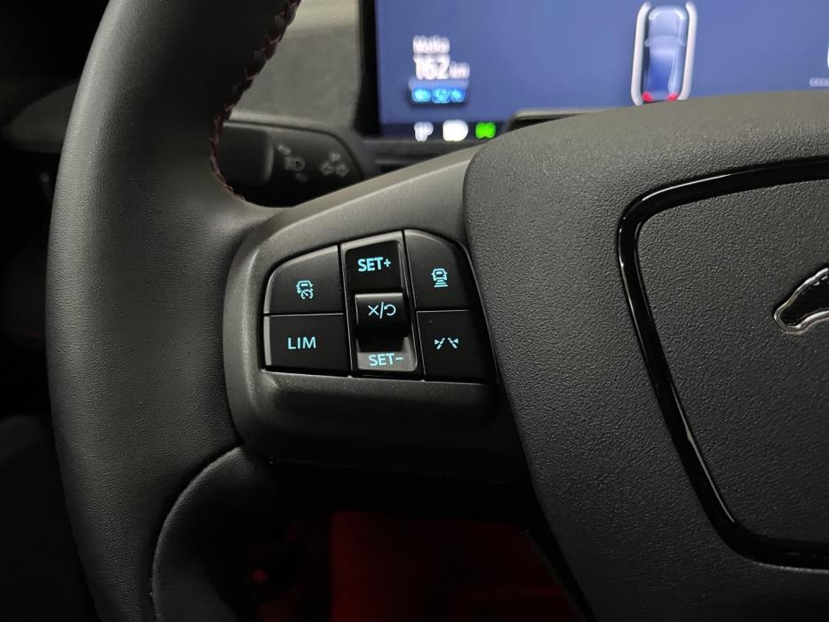 FORD Mustang Mach-E 2022