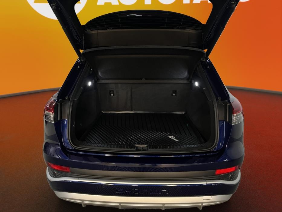 AUDI Q4 e-tron 2022
