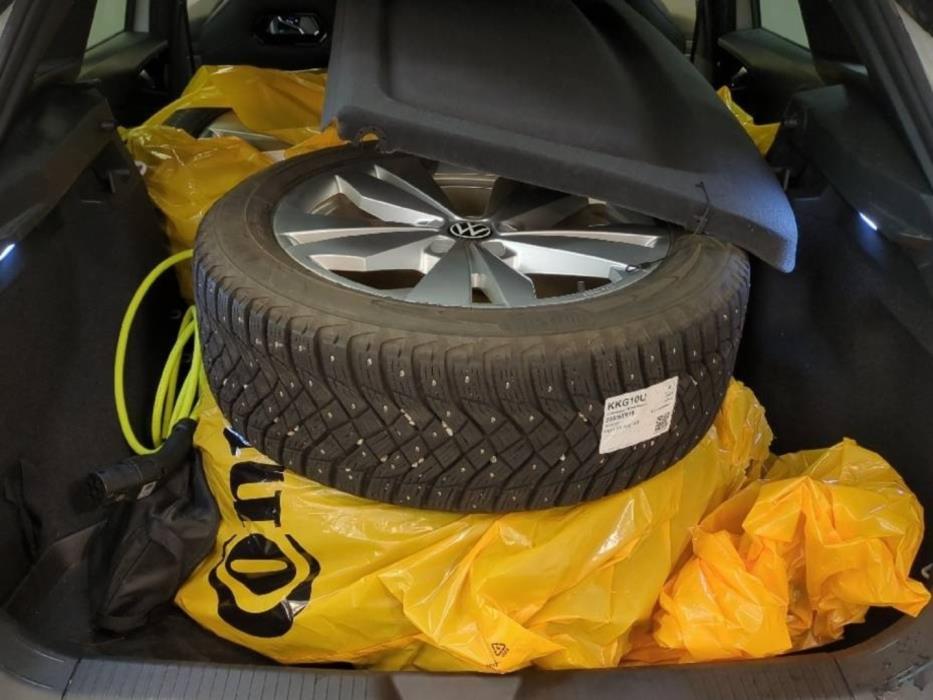 VOLKSWAGEN ID.4 2025