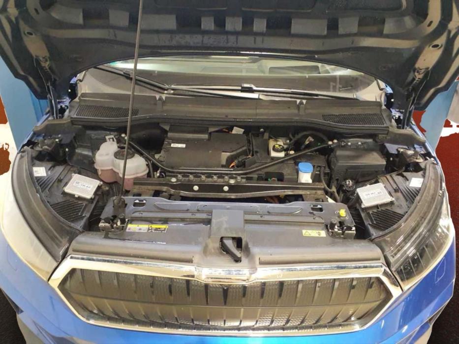 SKODA Enyaq 2023
