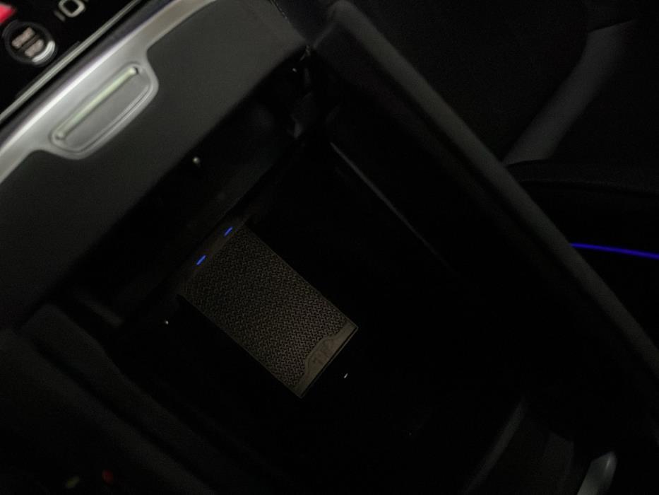 MERCEDES-BENZ EQS 2023