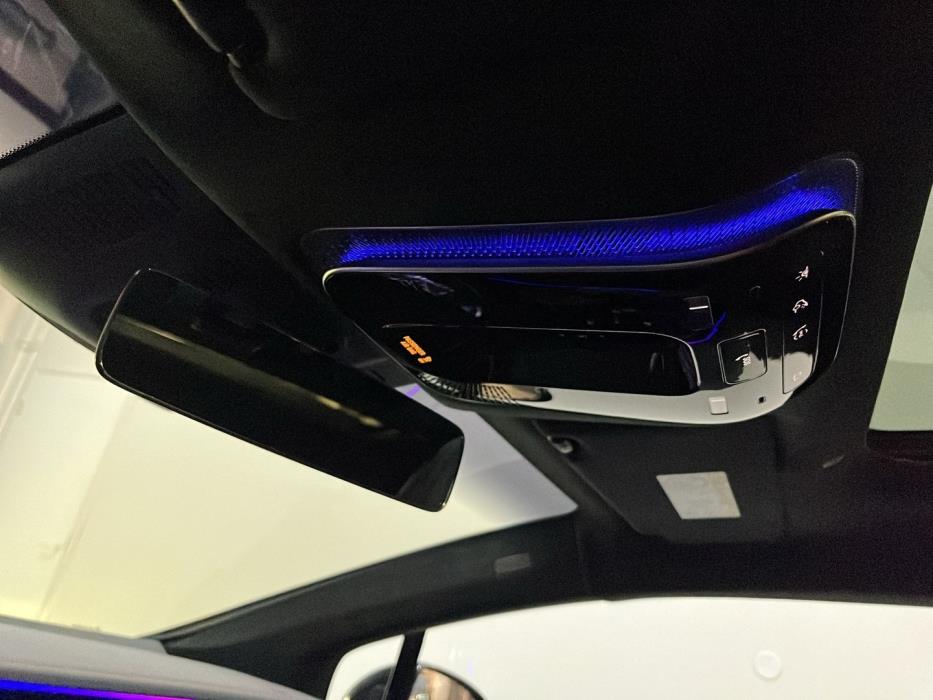 MERCEDES-BENZ EQS 2023