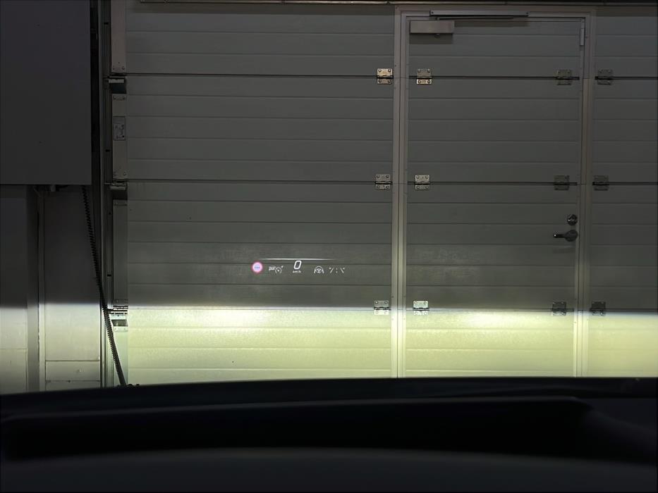 MERCEDES-BENZ EQS 2023