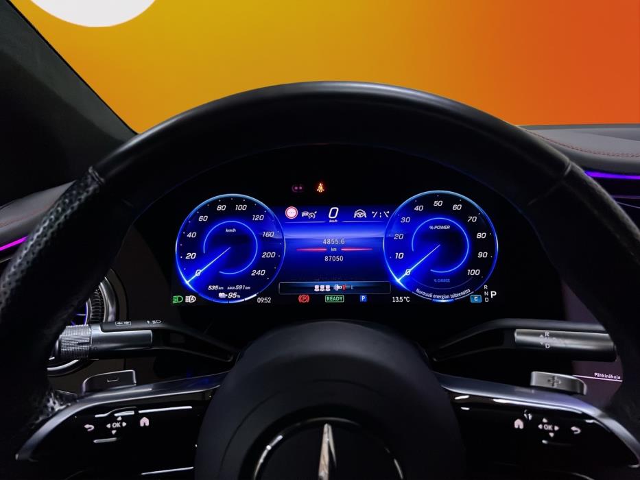 MERCEDES-BENZ EQS 2023