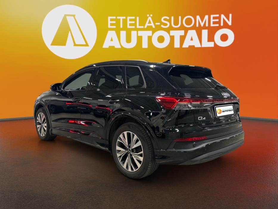 AUDI Q4 e-tron 2023