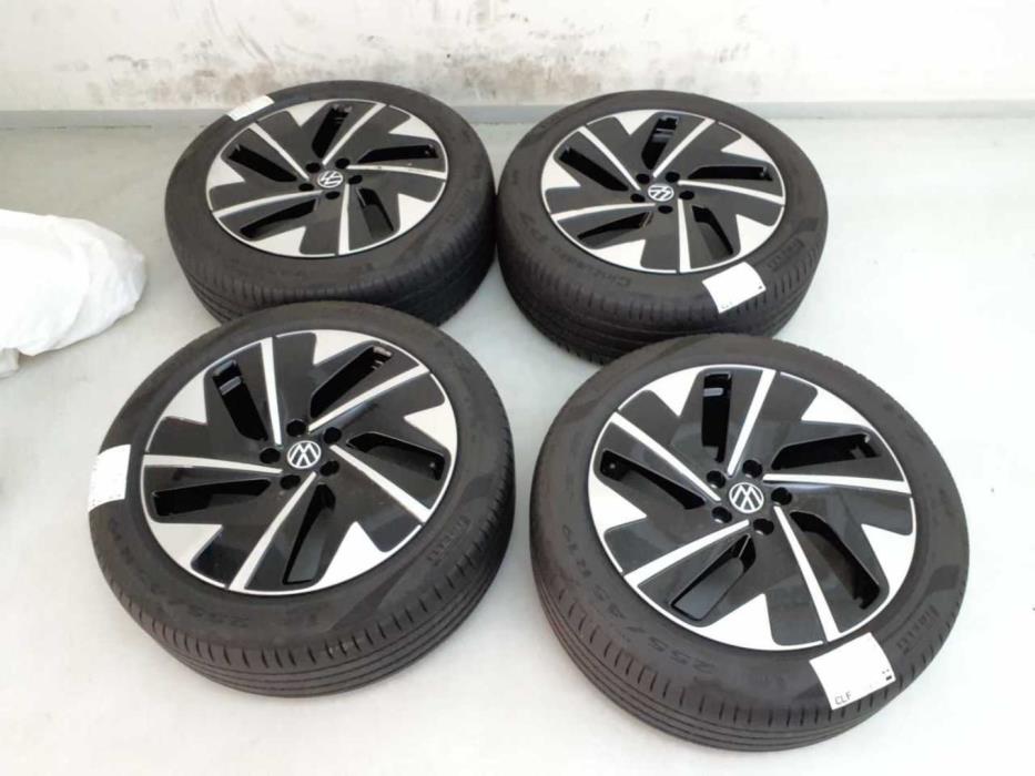 VOLKSWAGEN ID.7 2024