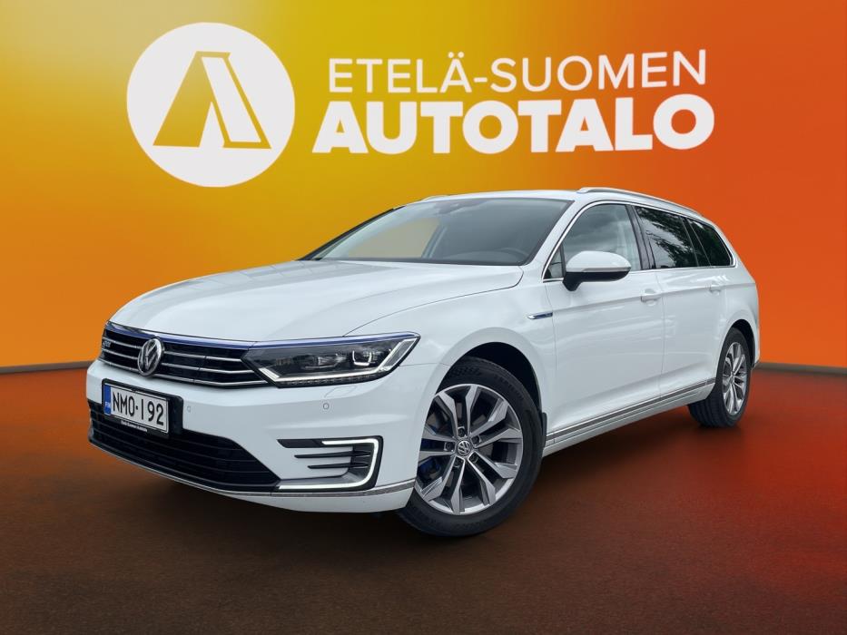 VOLKSWAGEN Passat 2018