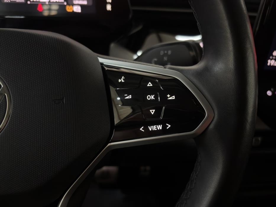 VOLKSWAGEN ID. Buzz 2023