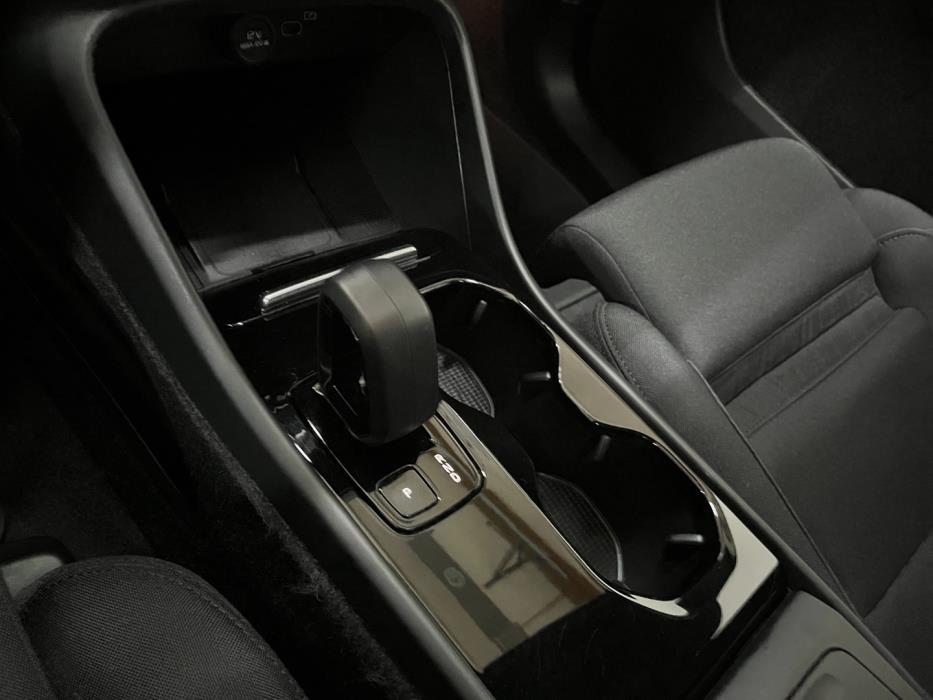 VOLVO C40 2023