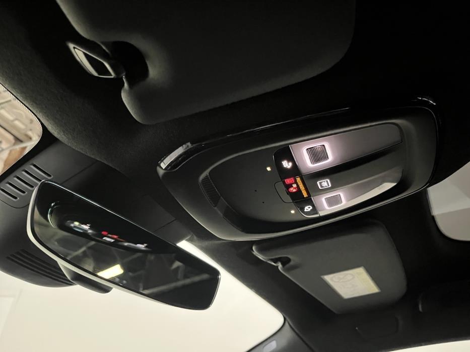 VOLVO C40 2023