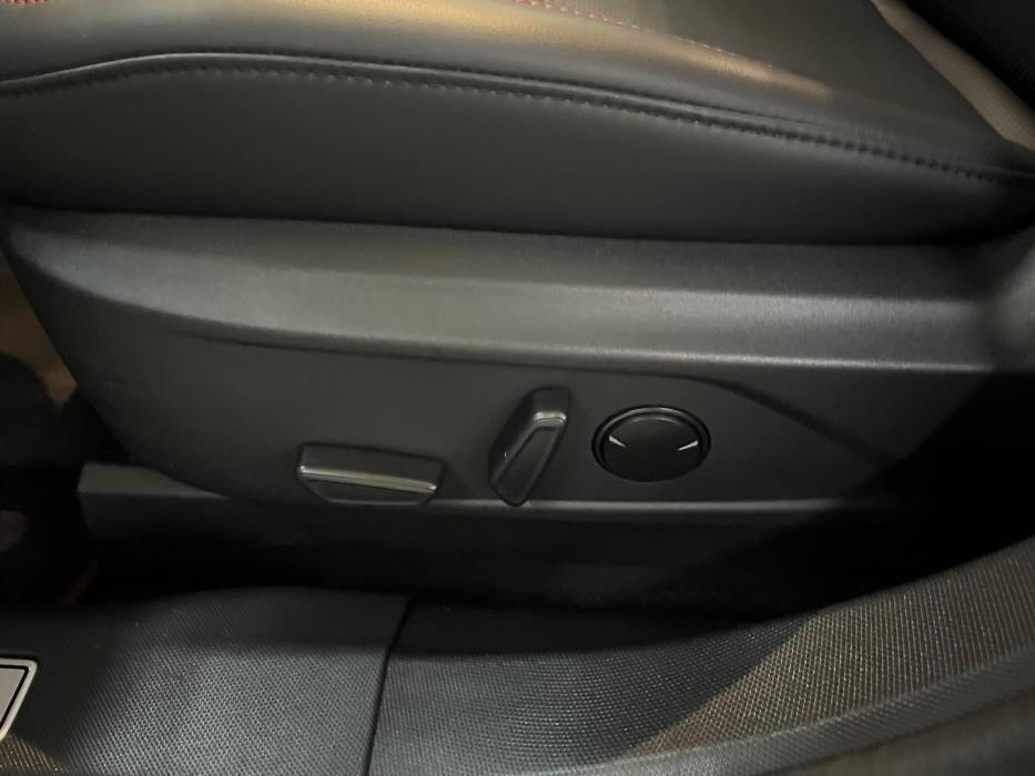 FORD Mustang Mach-E 2023