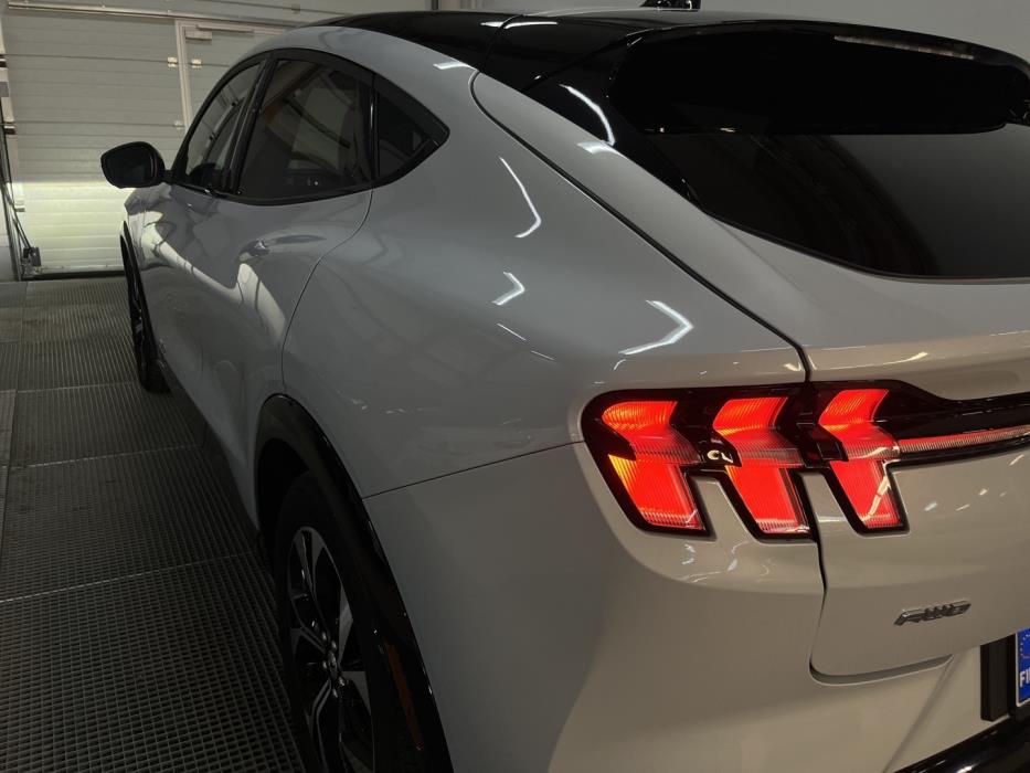 FORD Mustang Mach-E 2023