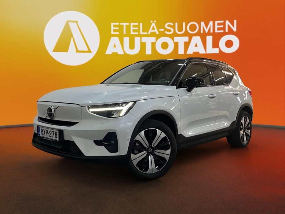 VOLVO XC40 2024