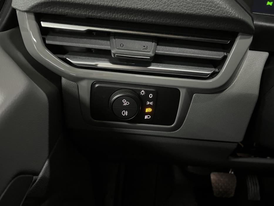 VOLKSWAGEN Caravelle 2026