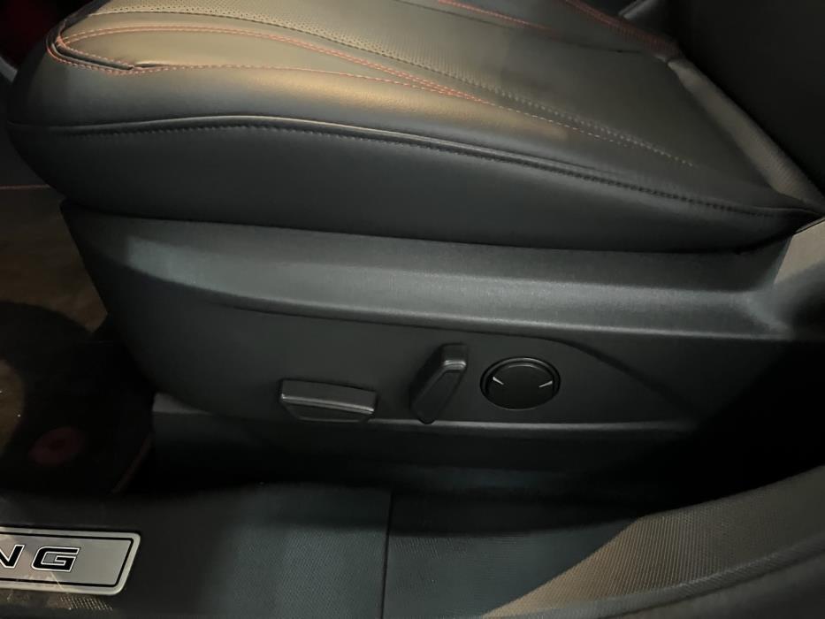 FORD Mustang Mach-E 2023