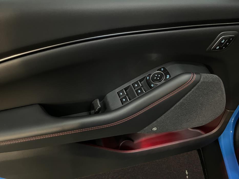 FORD Mustang Mach-E 2023