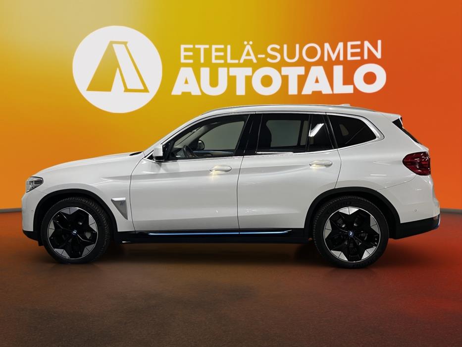 BMW iX3 2022