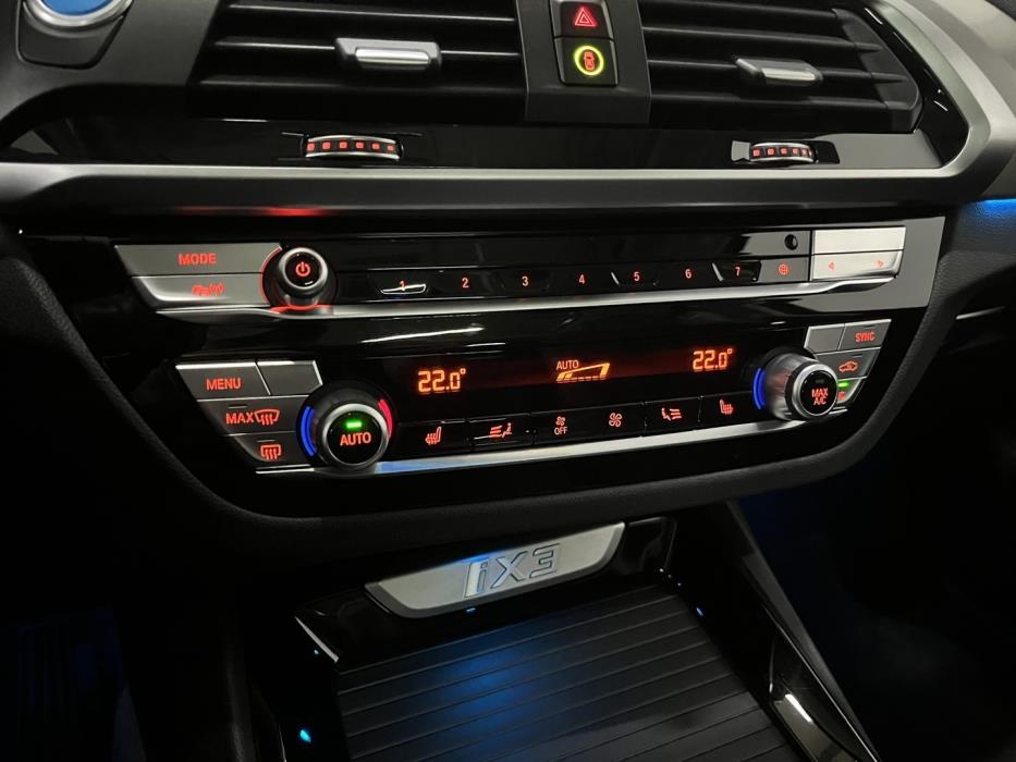 BMW iX3 2022