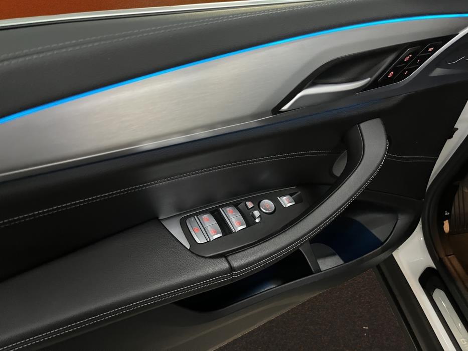 BMW iX3 2022