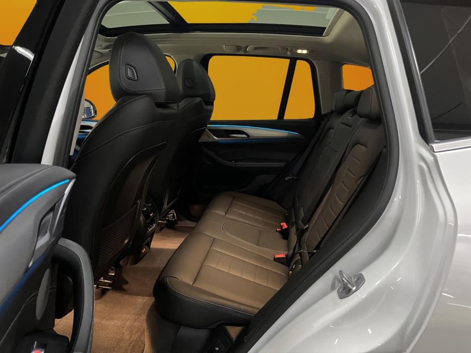 BMW iX3 2022