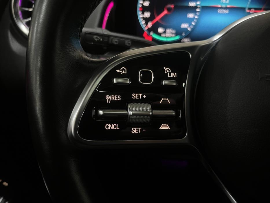 MERCEDES-BENZ EQB 2023