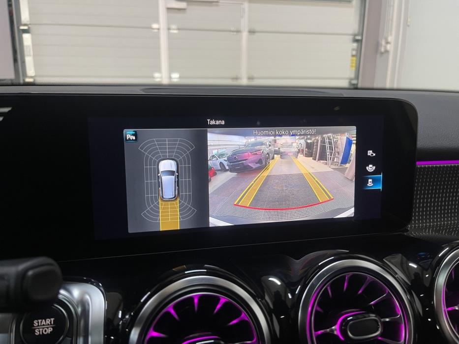 MERCEDES-BENZ EQB 2023