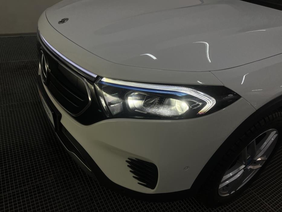 MERCEDES-BENZ EQB 2023