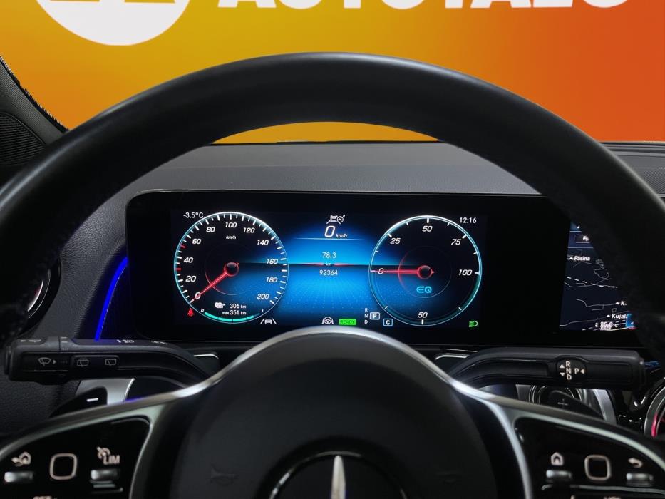 MERCEDES-BENZ EQB 2023