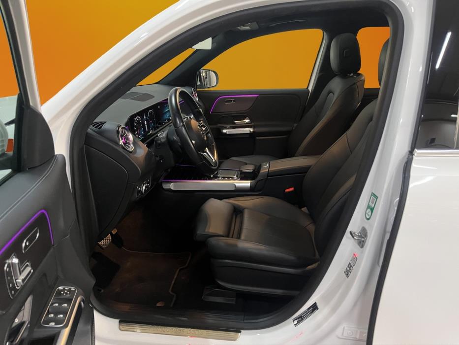 MERCEDES-BENZ EQB 2023