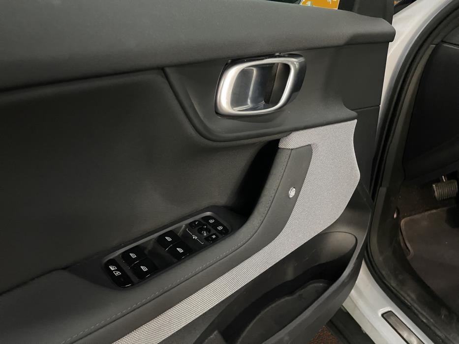 POLESTAR 2 2024