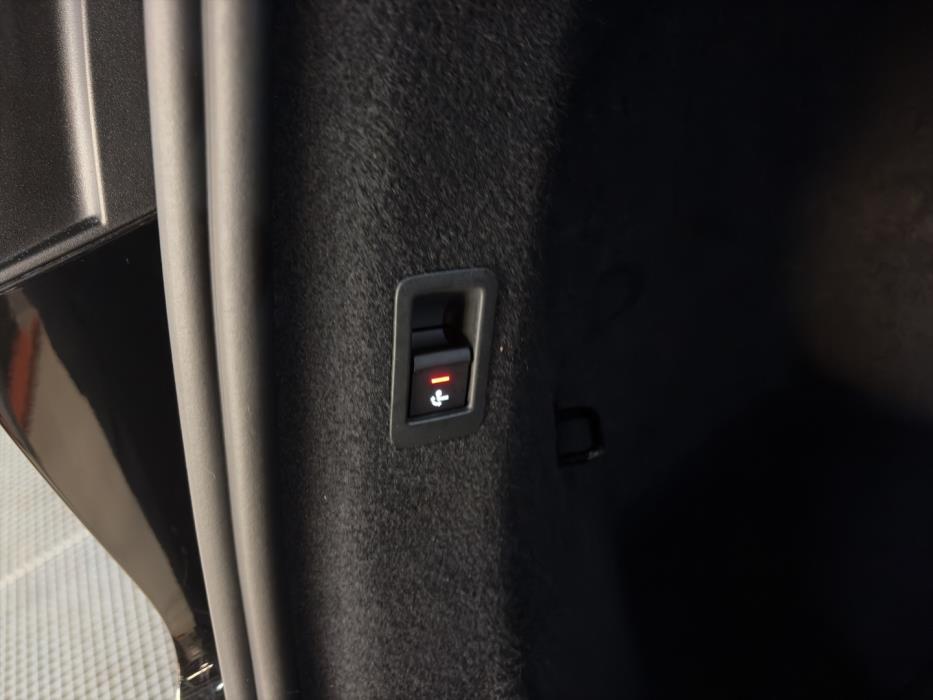 AUDI Q4 e-tron 2023