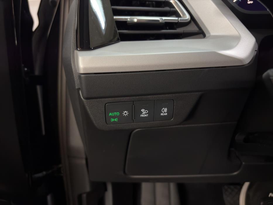 AUDI Q4 e-tron 2023