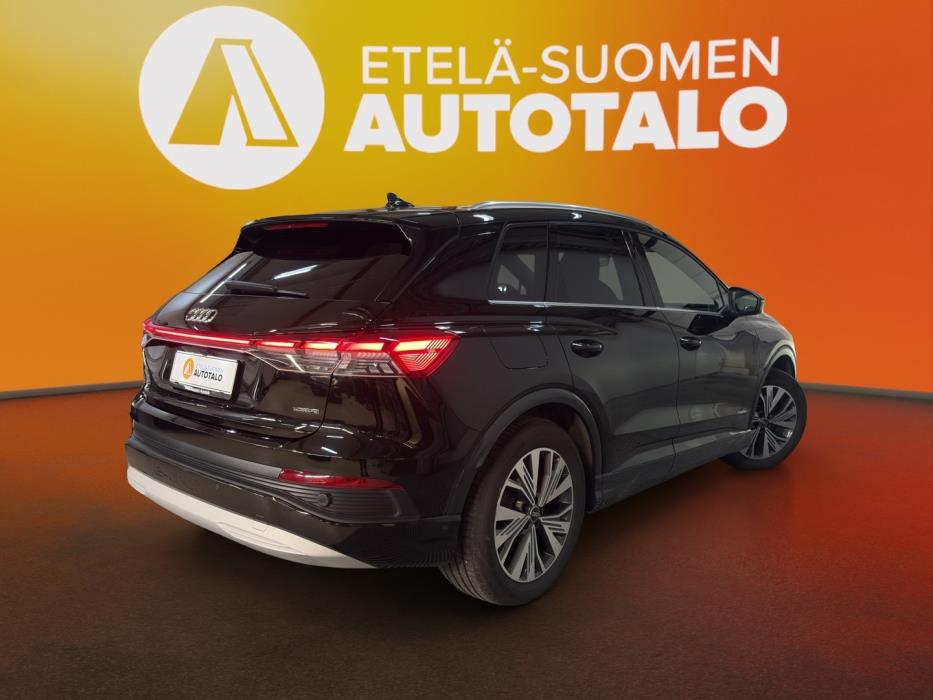 AUDI Q4 e-tron 2023