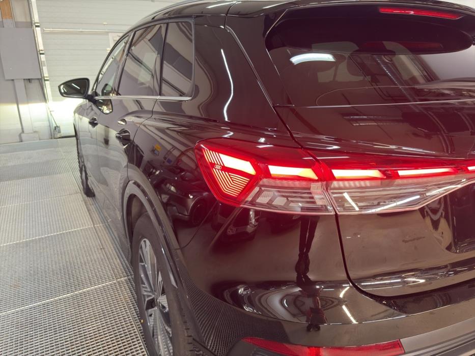 AUDI Q4 e-tron 2023
