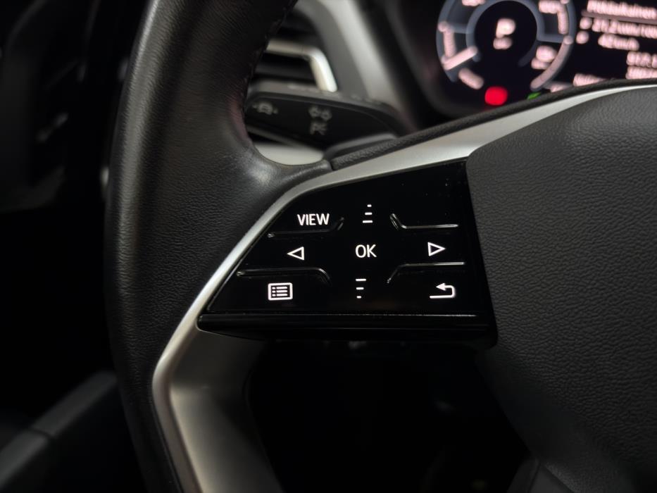 AUDI Q4 e-tron 2023
