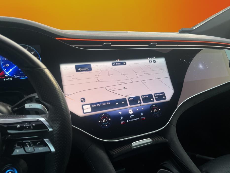 MERCEDES-BENZ EQE 2022