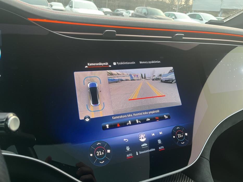 MERCEDES-BENZ EQE 2022