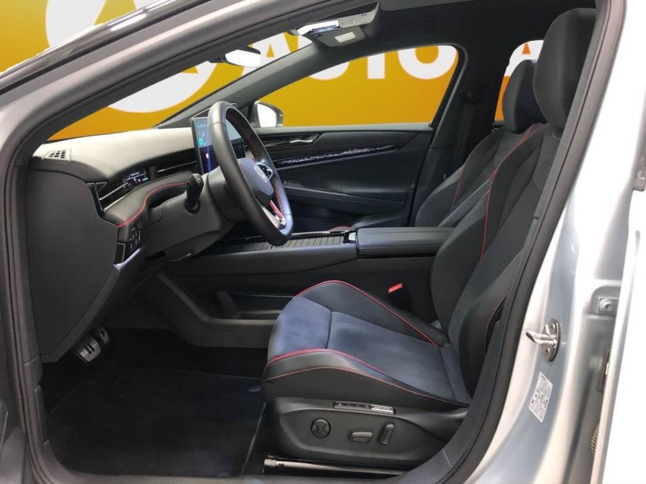 VOLKSWAGEN ID.7 2025