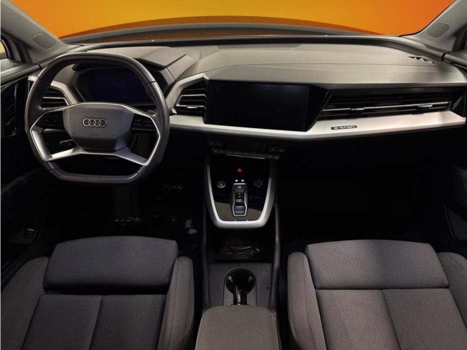 AUDI Q4 e-tron 2023