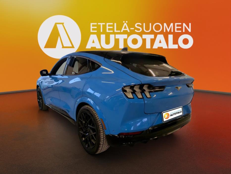 FORD Mustang Mach-E 2022
