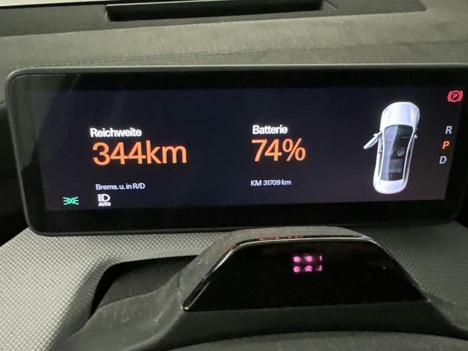 POLESTAR 4 2025