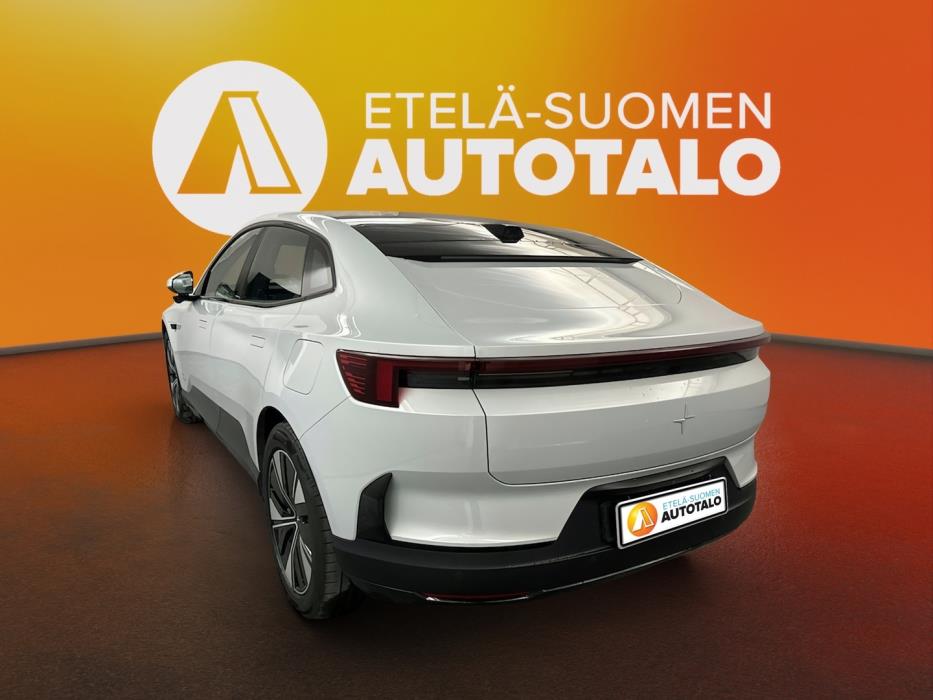 POLESTAR 4 2025